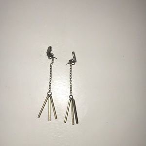 Hemsa gold dangly earring